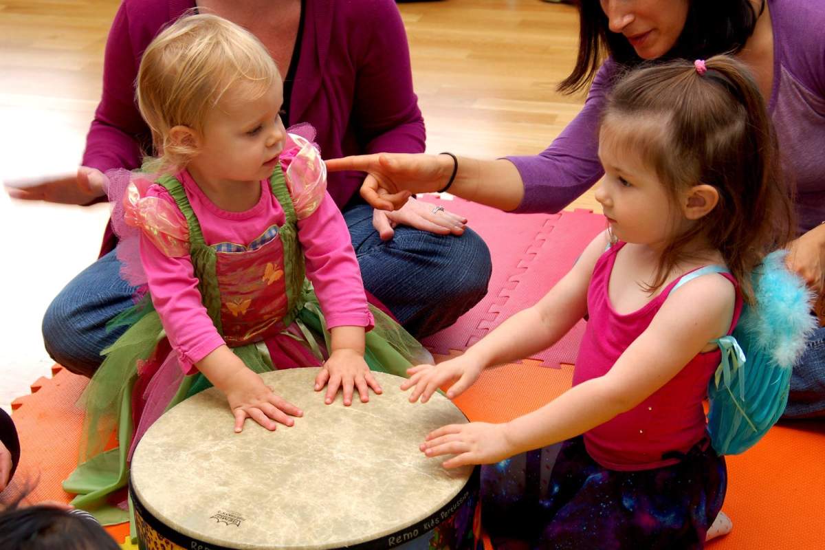High quality early childhood music programs use a whole child, whole brain approach. Photo by Simone Epiphany Photography, Austin, TX