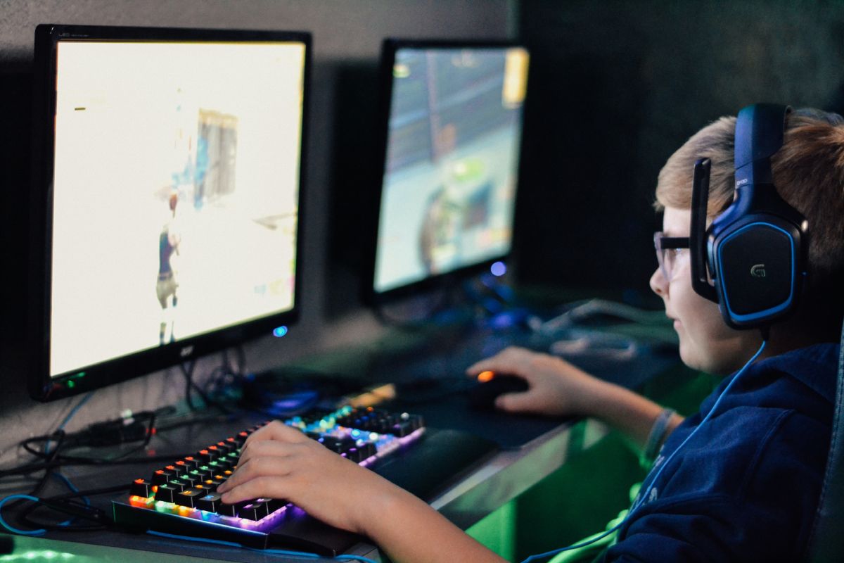 This summer esportscamps.com has held camp for over 800 campers across 10 different video games.